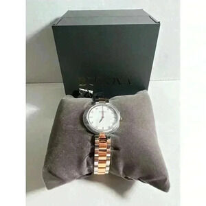 Bulova watch nwt